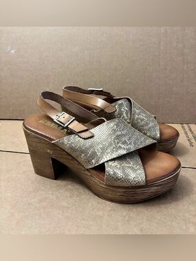 EMMA Platform Wedge Sandals, Gold Size 38 Us 7.5-8